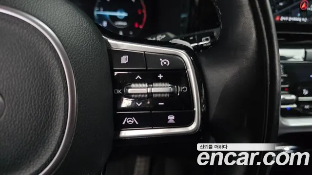 Kia Sorento — фото 17