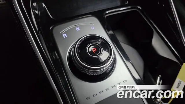 Kia Sorento — фото 19
