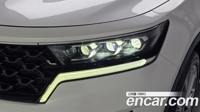 Kia Sorento — фото 23