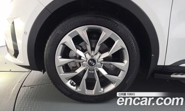 Kia Sorento — фото 5
