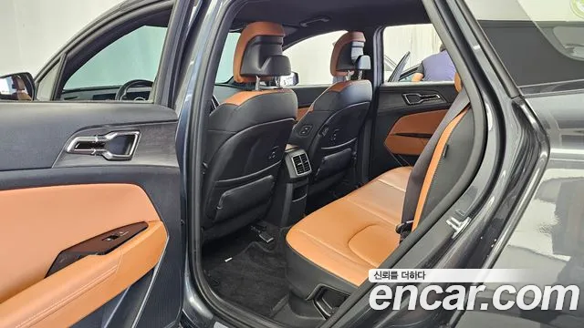 Kia Sportage — фото 11