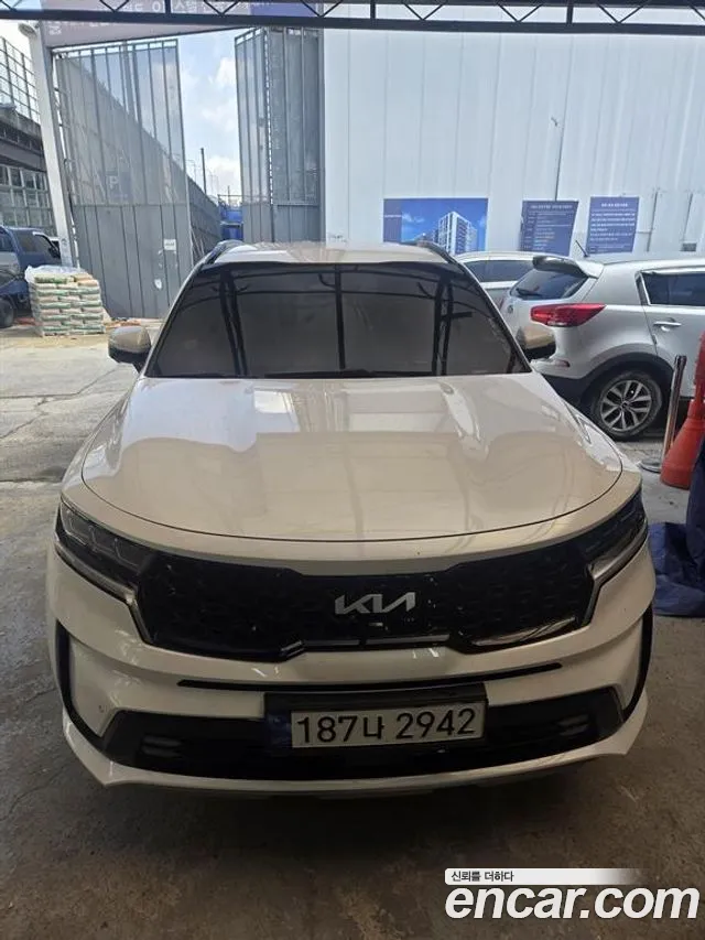 Kia Sorento — фото 1