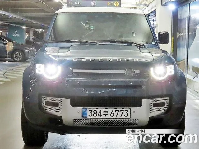 Land Rover Defender — фото 1
