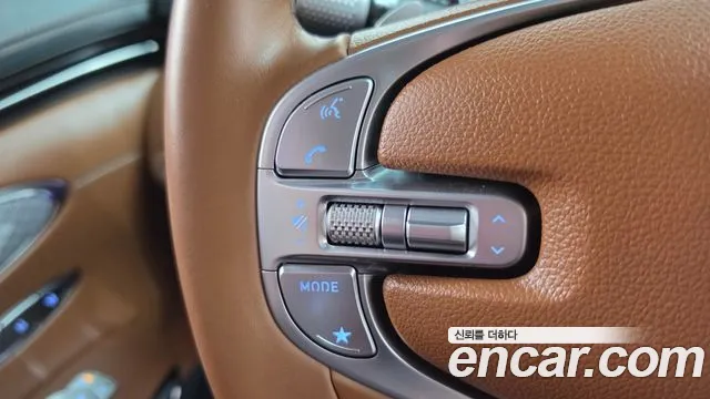 Genesis GV70 — фото 16