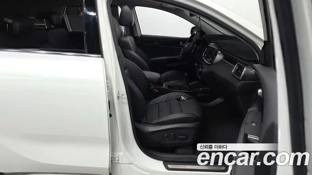 Kia Sorento — фото 26