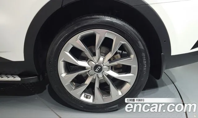 Kia Sorento — фото 22