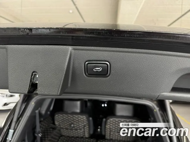 Kia EV6 — фото 14