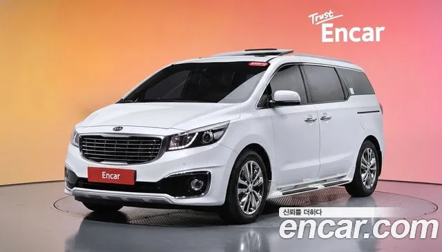 Kia Carnival — фото 20