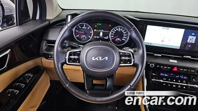 Kia Carnival — фото 13
