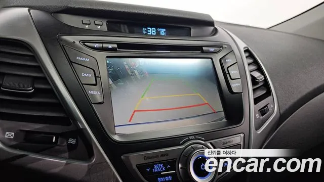 Hyundai Avante — фото 14