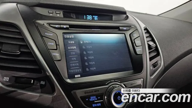 Hyundai Avante — фото 15