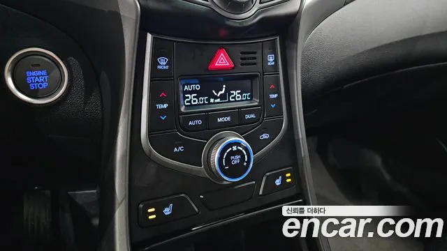 Hyundai Avante — фото 16