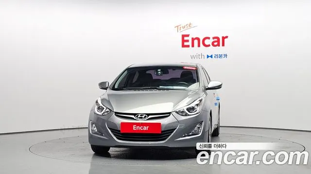 Hyundai Avante — фото 2