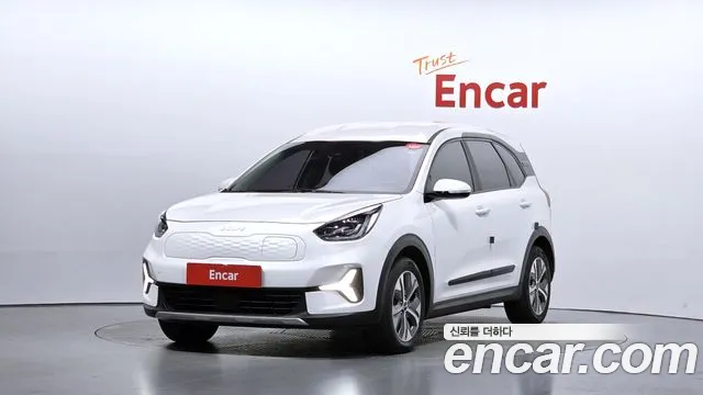 Kia Niro — фото 1