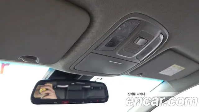 Kia Niro — фото 18