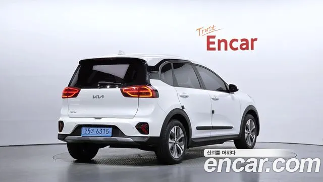 Kia Niro — фото 2