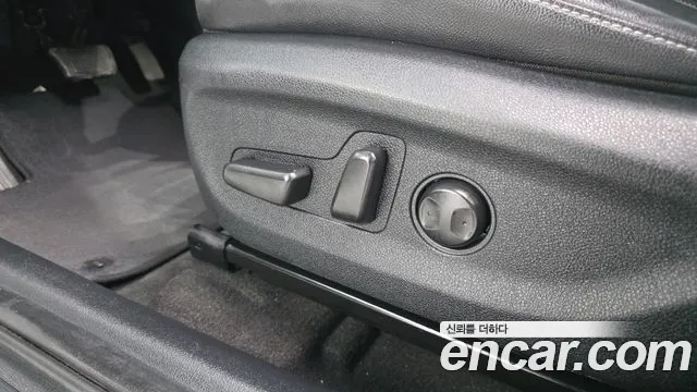 Kia Niro — фото 31