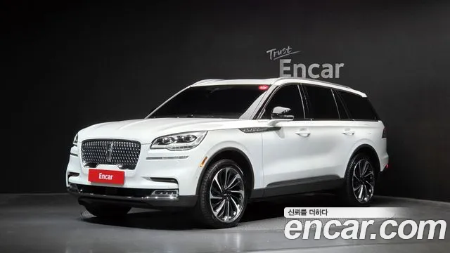 Lincoln Aviator — фото 1