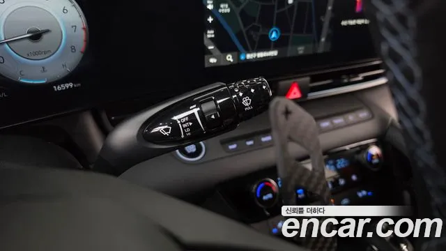 Hyundai Avante — фото 19