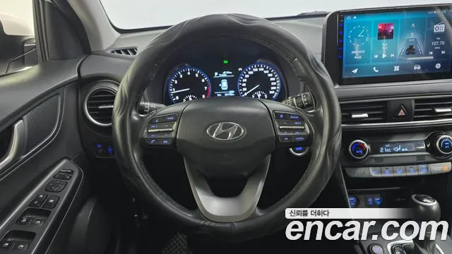 Hyundai Kona — фото 15