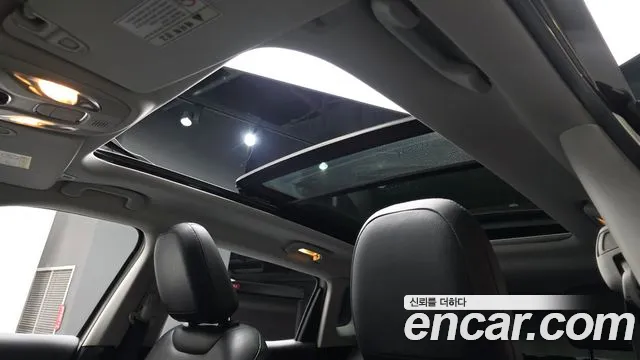 Jeep Compass — фото 15