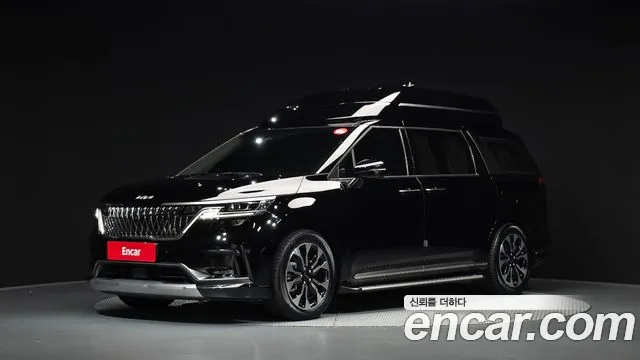 Kia Carnival — фото 1