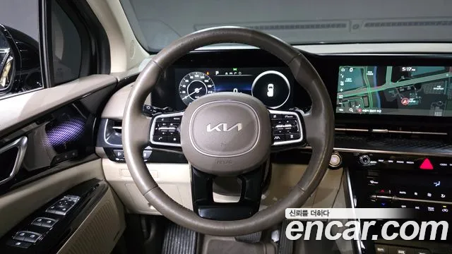 Kia Carnival — фото 13
