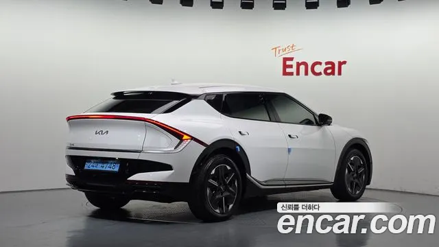 Kia EV6 — фото 2
