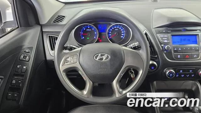 Hyundai Tucson — фото 15