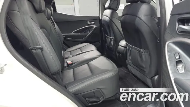 Hyundai Santa Fe — фото 11