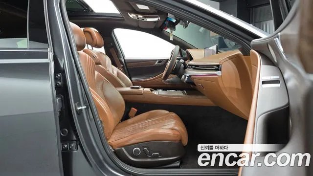 Genesis G80 — фото 26