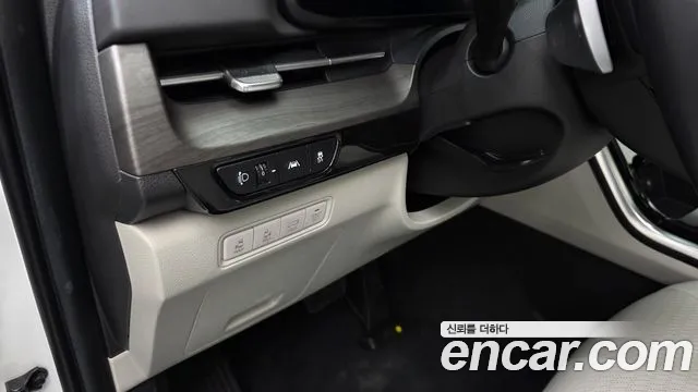 Kia Carnival — фото 19