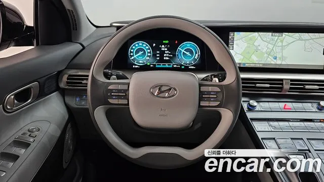 Hyundai Nexo — фото 12