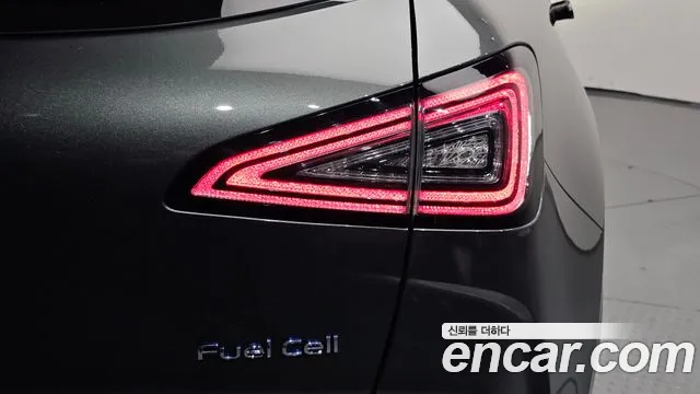 Hyundai Nexo — фото 23