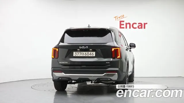 Kia Sorento — фото 4