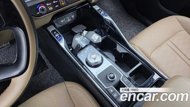 Kia Sorento — фото 9