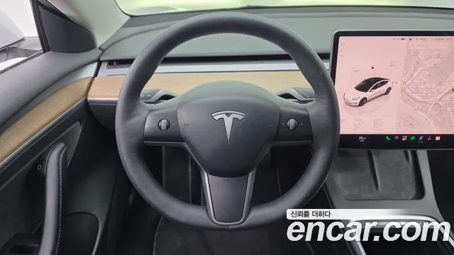 Tesla Model 3 — фото 13