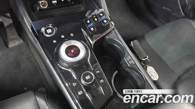 Kia Sportage — фото 9