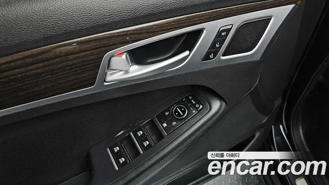 Genesis G80 — фото 16
