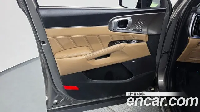 Kia Sorento — фото 25