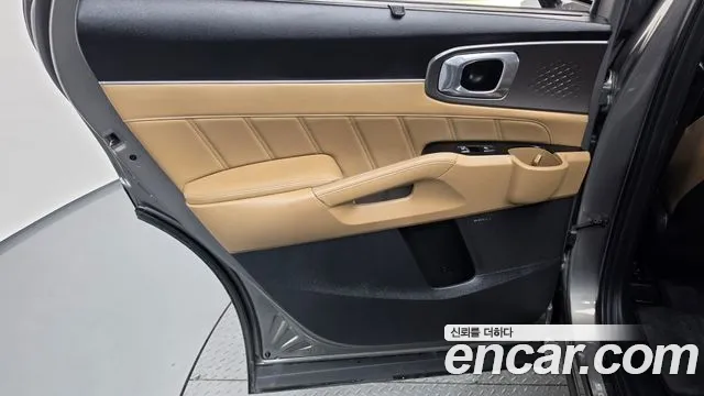 Kia Sorento — фото 26