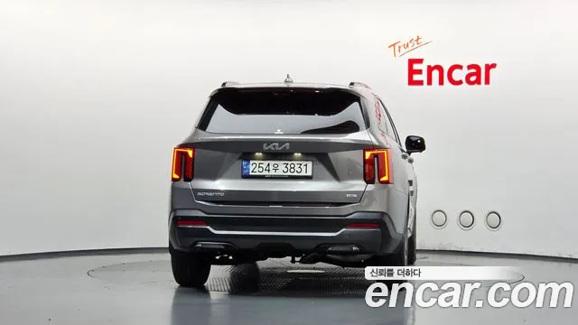 Kia Sorento — фото 4