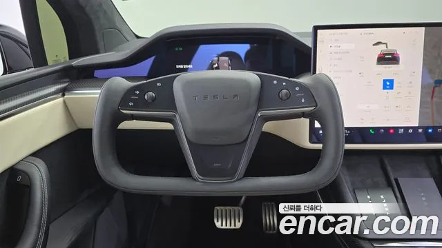 Tesla Model X — фото 14
