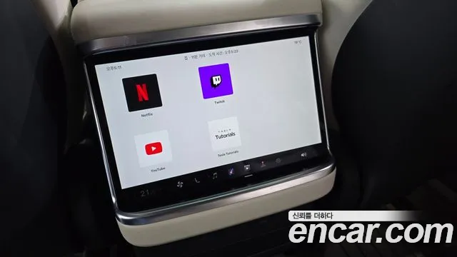 Tesla Model X — фото 20