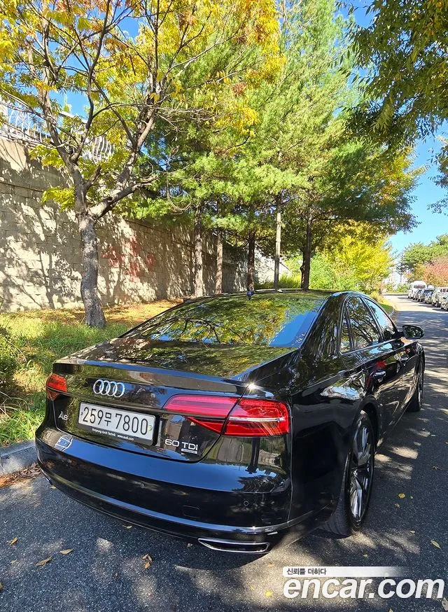Audi A8 — фото 4