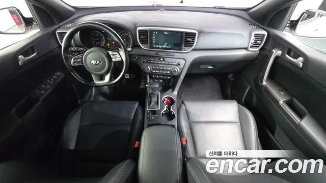 Kia Sportage — фото 7