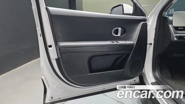 Hyundai Ioniq 5 — фото 24