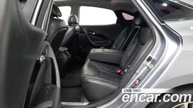 Hyundai Grandeur — фото 12