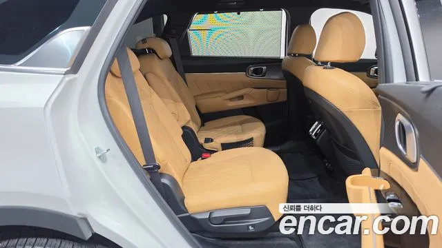 Kia Sorento — фото 11