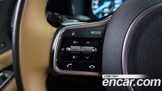 Kia Sorento — фото 16